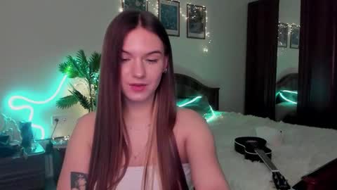 Luna online show from March 3, 5:43 pm