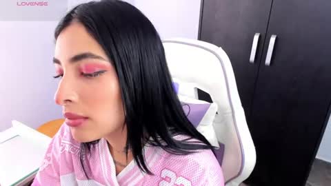luna rose online show from August 4, 3:47 am