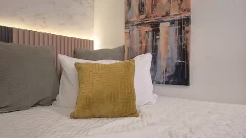 luna_valle online show from August 3, 12:28 am