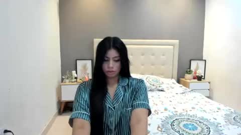 lunaa08 online show from June 26, 4:38 am
