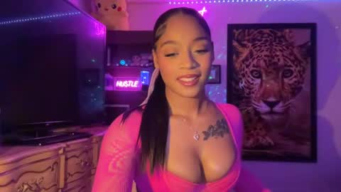 lunaa_11 online show from July 30, 7:16 am