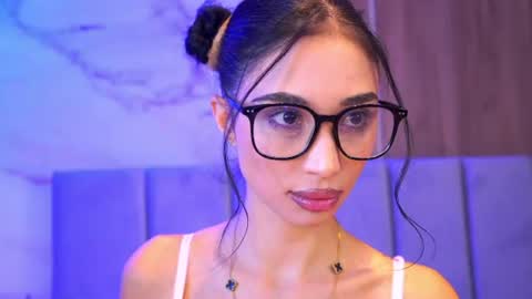 LunaBlis online show from July 28, 9:04 am