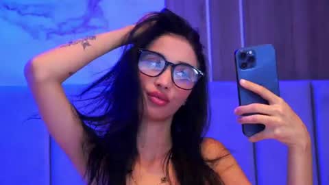 LunaBlis online show from July 30, 4:09 am