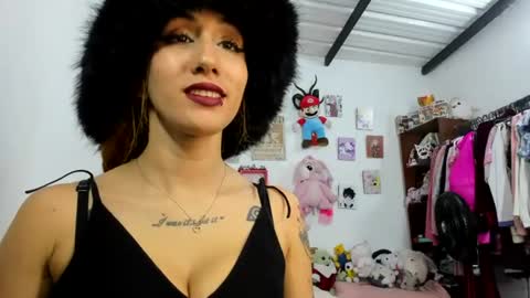lunacristal_moon online show from June 22, 6:58 am