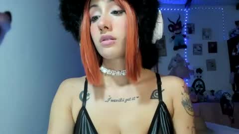 lunacristal_moon online show from July 5, 1:25 pm