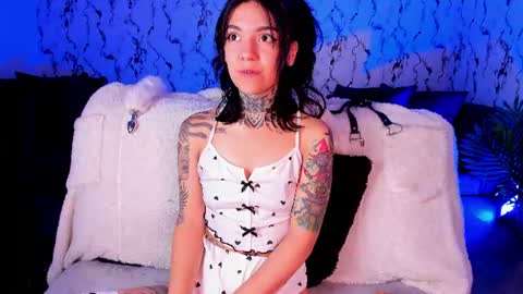 Lunai . special show when you reach 10000 followers .  online show from August 12, 12:24 am