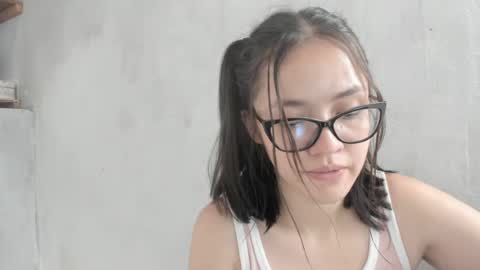Luna  online show from June 27, 2:53 pm