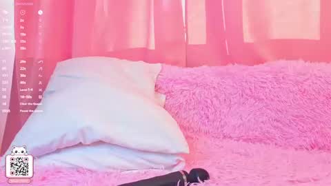 Lina online show from August 6, 2:16 pm