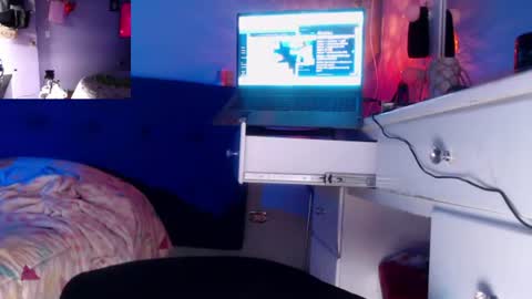 Julieth  online show from July 23, 5:48 pm