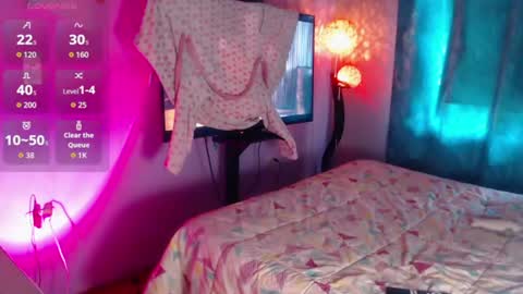 Julieth  online show from July 27, 4:23 pm