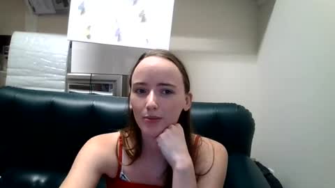 lunapixie2020 online show from August 10, 10:38 am