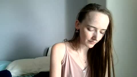 lunapixie2020 online show from August 13, 10:13 pm