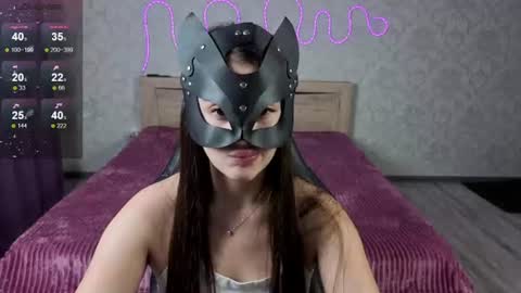 lunara6 online show from July 27, 5:07 pm