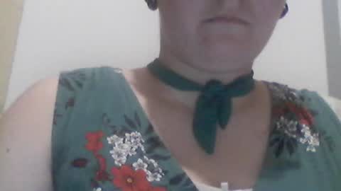 lunarcat54352 online show from August 12, 8:44 pm