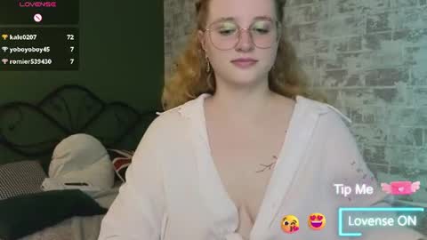 lunardreammelissa online show from August 13, 12:52 pm
