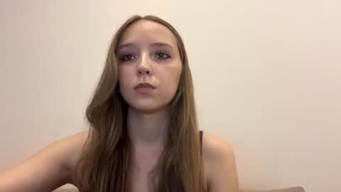 lunarleya online show from July 30, 4:47 pm