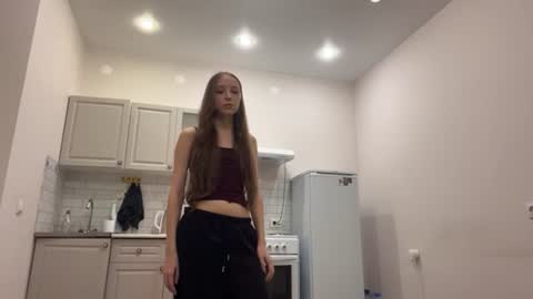 lunarleya online show from July 30, 5:53 pm