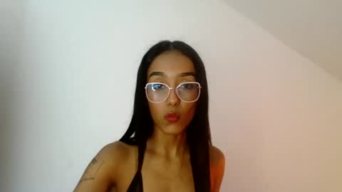 Luna   online show from July 26, 2:38 am