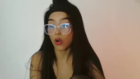 Luna   online show from July 29, 7:48 am