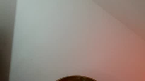 Luna   online show from August 12, 3:03 pm