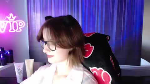 LunaXcherry online show from July 28, 5:41 pm
