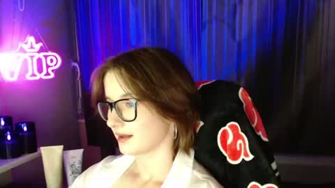 LunaXcherry online show from August 6, 8:19 pm