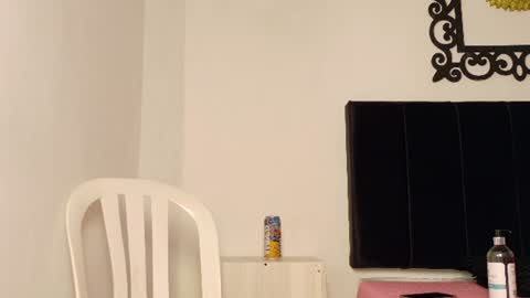 lunaydream online show from August 7, 7:25 pm