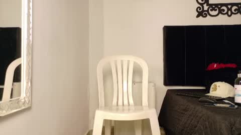 lunaydream online show from August 12, 2:52 pm
