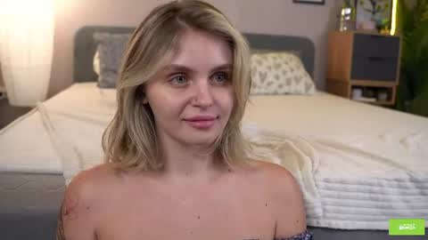 Evi online show from August 3, 1:51 pm