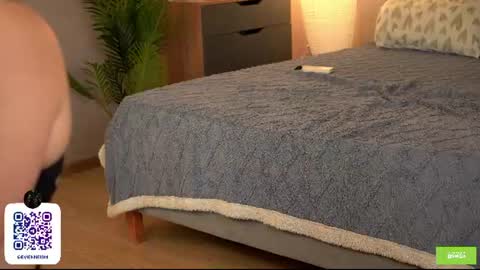 Evi online show from August 6, 1:43 pm