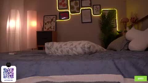 Evi online show from August 12, 1:46 pm