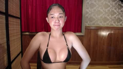 luningning_parker online show from July 19, 4:31 pm