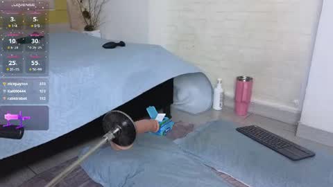 lunna__tylor online show from August 10, 6:37 am