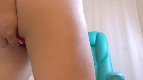 lunna_boobs20 online show from August 1, 10:32 am