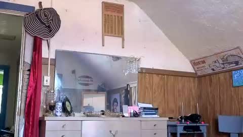 lunna_naughty online show from August 11, 9:50 pm