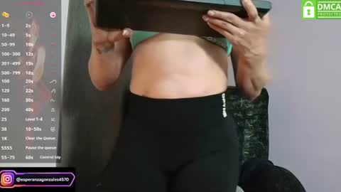 LunnaNova online show from August 12, 12:02 am