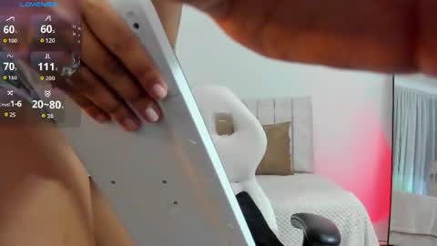 lunnasweet1 online show from July 13, 3:24 am