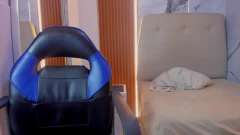 LUPE online show from August 13, 10:57 pm