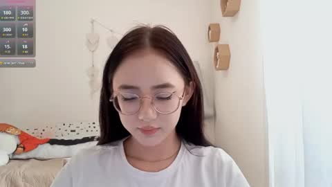 Roxie online show from August 6, 2:49 pm