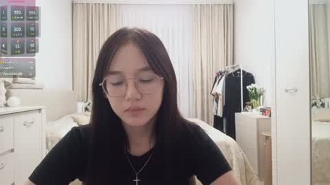 Roxie online show from August 10, 7:37 pm