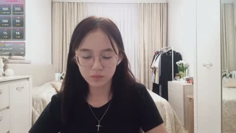 Roxie online show from August 10, 8:43 pm
