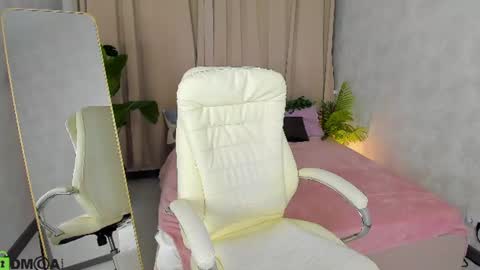 Lura-Lust online show from August 11, 6:32 pm