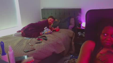 lusciousdarklips666 online show from September 7, 12:33 pm