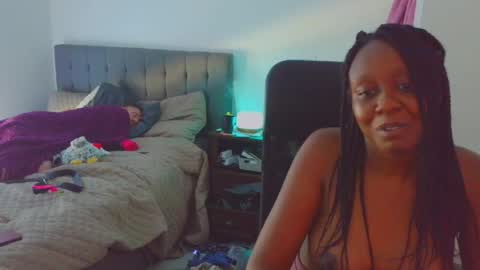 lusciousdarklips666 online show from September 7, 1:39 pm