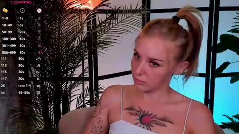 your sweet Liana online show from August 13, 9:12 am