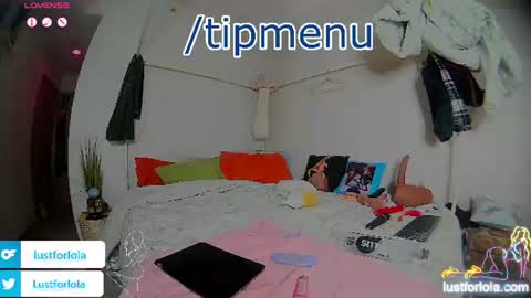 LOLA online show from August 3, 4:52 am