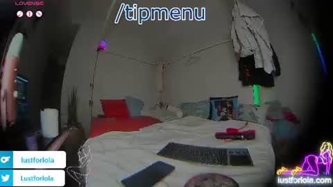 LOLA online show from August 13, 5:32 am