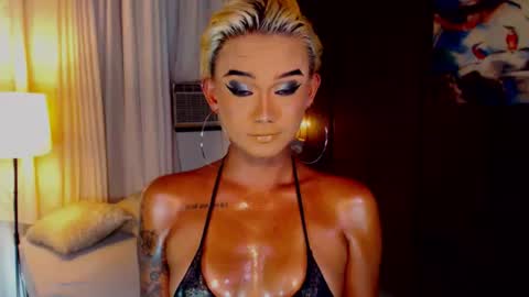 AdriannaFowks online show from June 26, 3:04 pm
