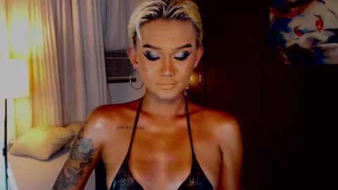 AdriannaFowks online show from June 30, 7:37 pm