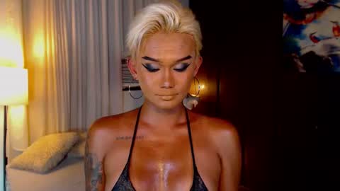 AdriannaFowks online show from July 16, 6:36 am